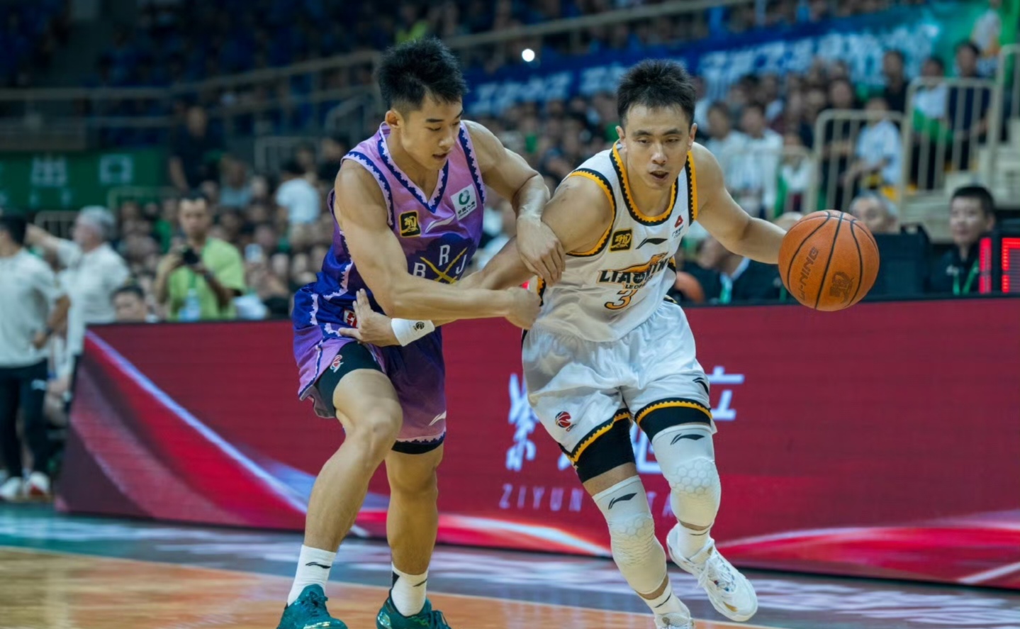 中欧体育体验-关于刚刚！布莱顿调整名单备战CBA常规赛迈阿密热火队长鼓劲备战CBA季后赛，冲刺阶段那不勒斯备战社区盾的信息