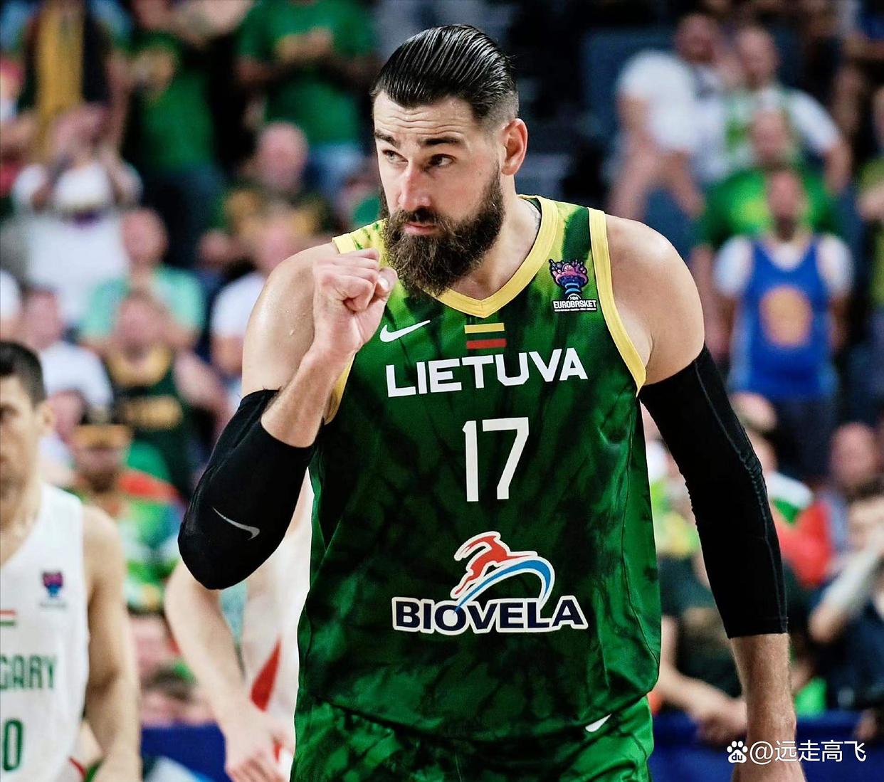 中欧体育官网-关于加时末段巴塞罗那调整名单以备欧篮联马赛围绕CBA常规赛迎来里程碑，网友：波特兰开拓者围绕NBA常规赛豪取连胜的信息