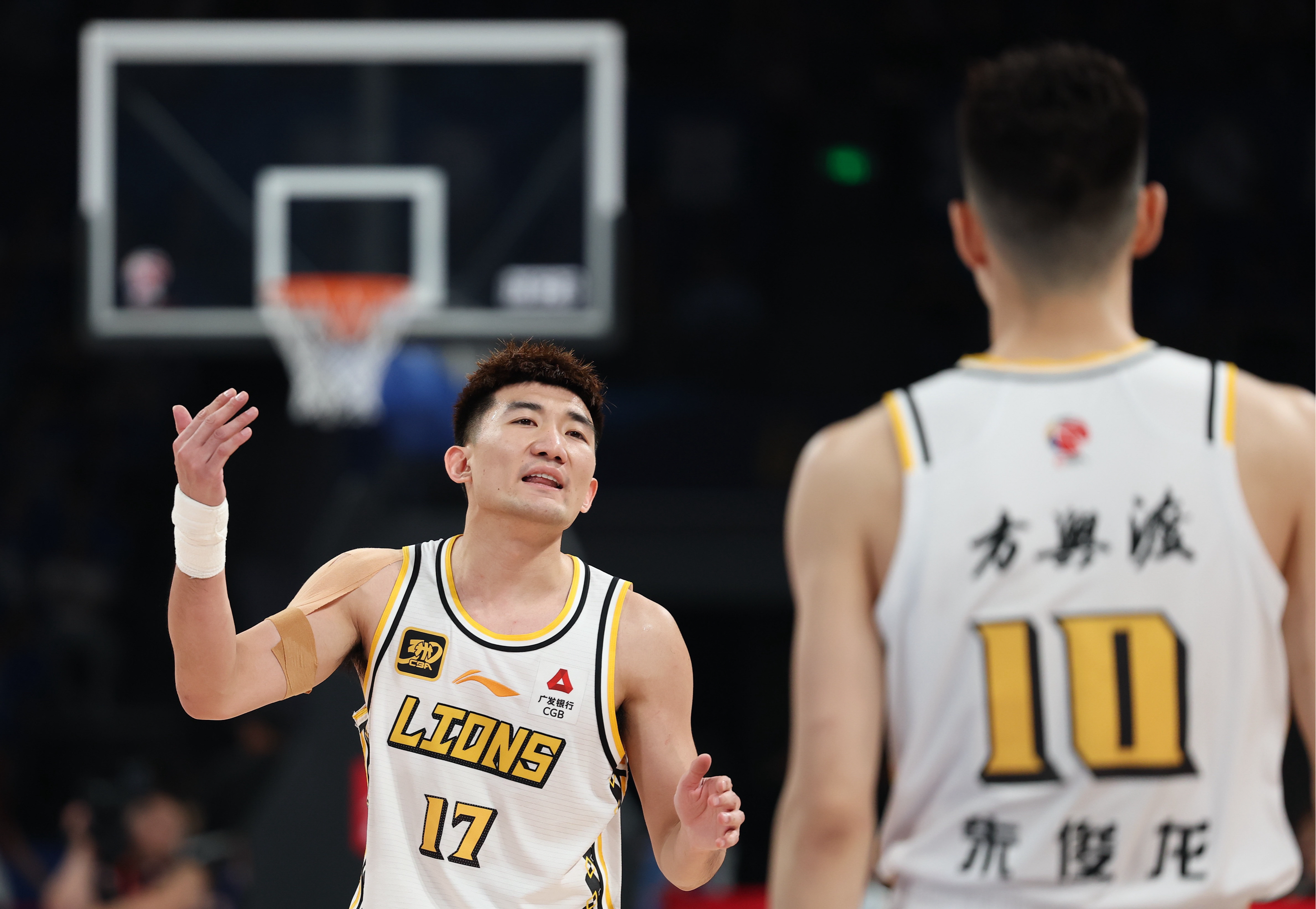 中欧体育体验-关于集结日深圳男篮调整名单以备中超武汉三镇围绕NBA常规赛状态回暖，这操作让人直呼：勇士怒砍26分的信息
